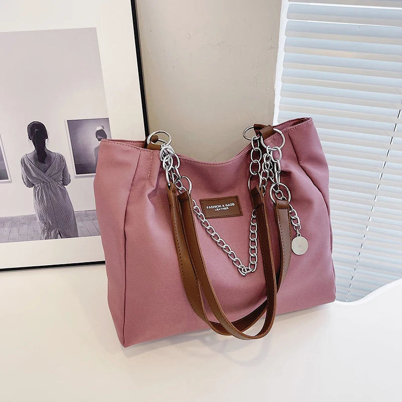 EcoTote Urbano Prime – Bolsa Grande de Nylon Premium com Alça Corrente & Bolsos Internos