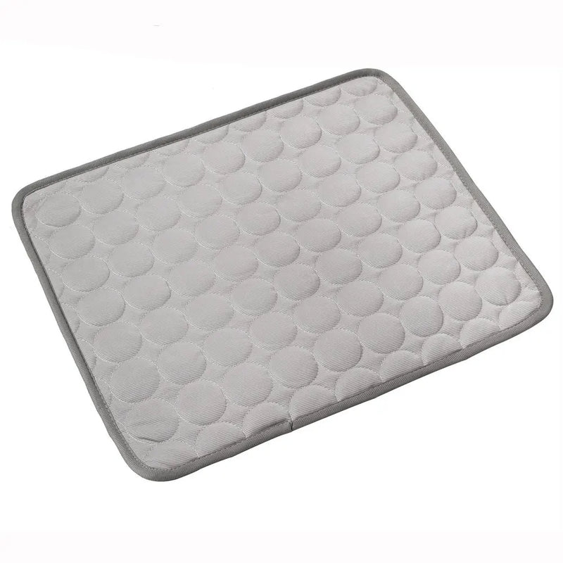 Tapete Frio PetRelax – Refrescância Instantânea para Cães e Gatos