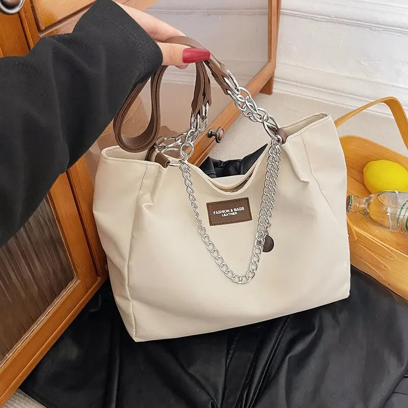 EcoTote Urbano Prime – Bolsa Grande de Nylon Premium com Alça Corrente & Bolsos Internos