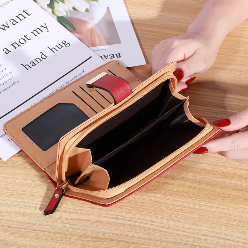 Carteira Clutch Feminina – Couro Sintético Dourado com Estampa de Folhas Vazadas, Porta-Cartões e Moedas