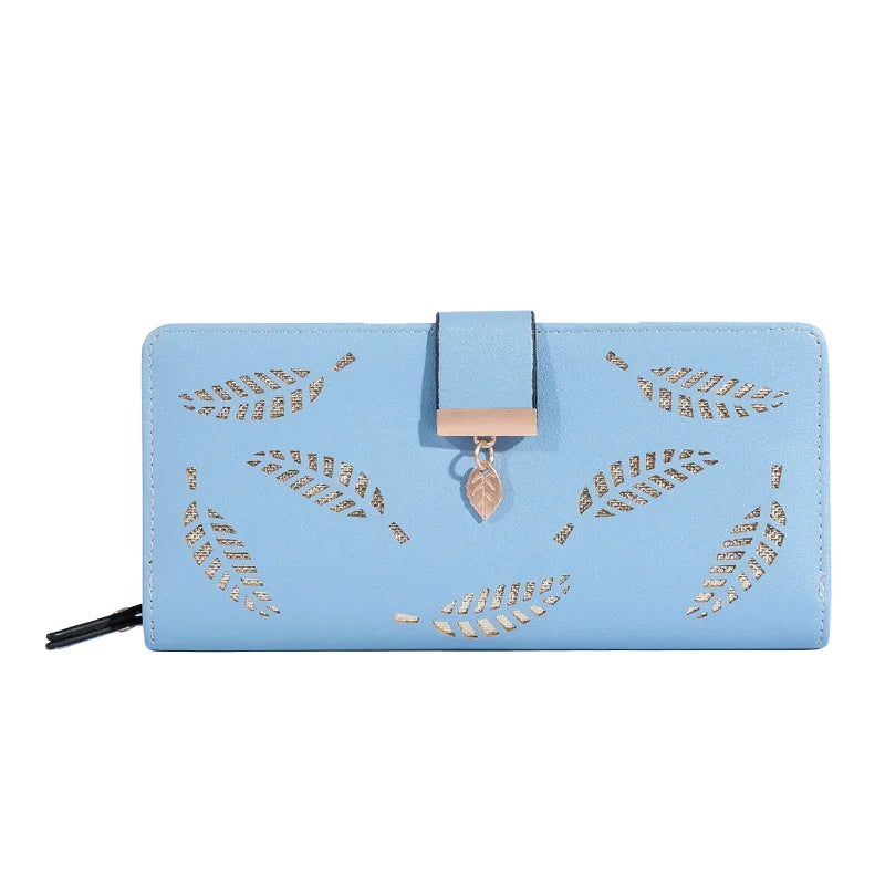 Carteira Clutch Feminina – Couro Sintético Dourado com Estampa de Folhas Vazadas, Porta-Cartões e Moedas